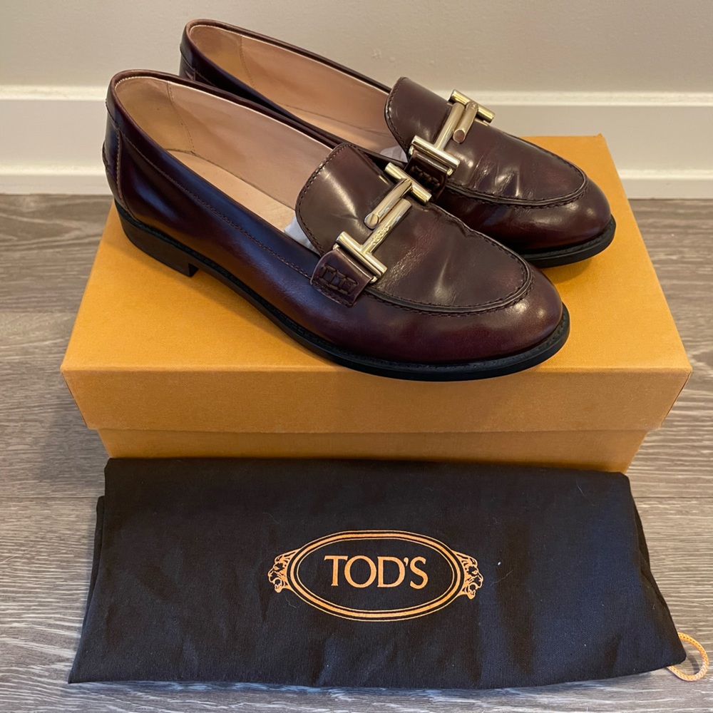 US7/EU37 TOD’S Signature Classic Women Double-T Brown Leather Slip-on Loafer